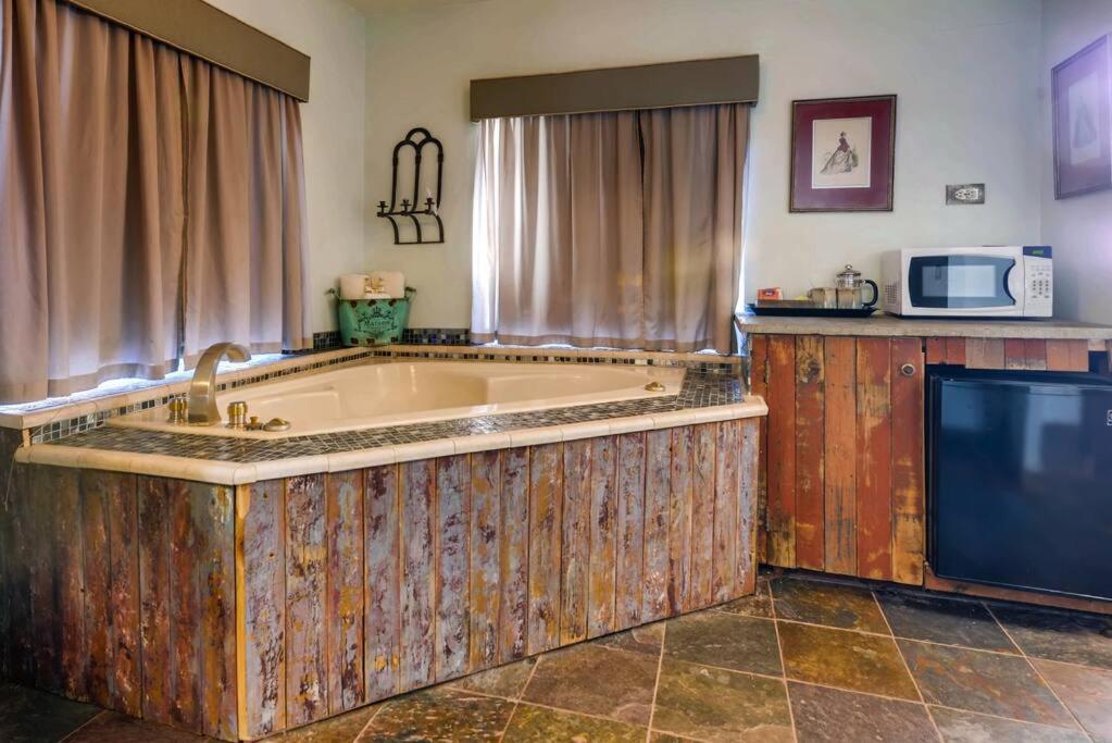 Cliff House Lodge And Hot Tub Cottages Morrison Buitenkant foto