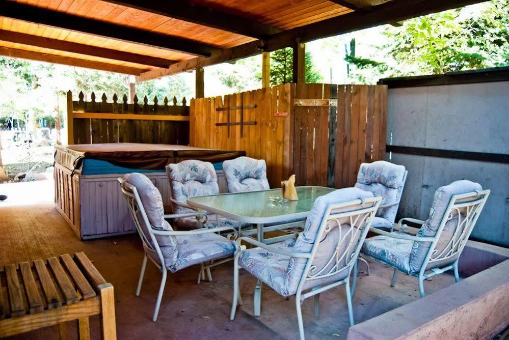 Cliff House Lodge And Hot Tub Cottages Morrison Buitenkant foto